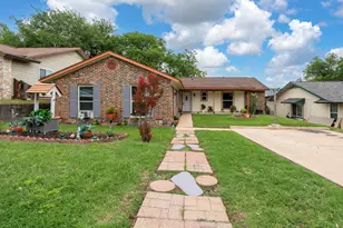 716 Buckingham Pl, Austin, TX 78745 - Photo 2