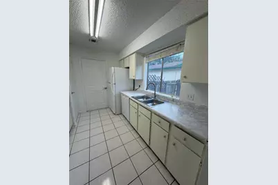 5601 Porsche Lane, Austin, TX 78749 - Photo 2