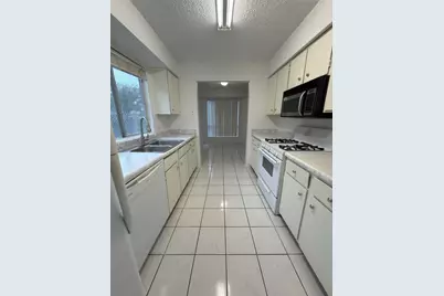 5601 Porsche Lane, Austin, TX 78749 - Photo 6