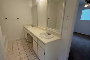 5601 Porsche Ln, Austin, TX 78749 - Photo 10