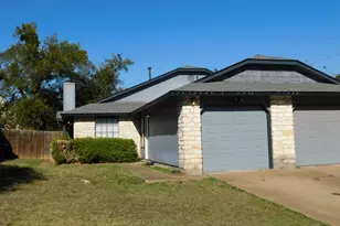 1708 Horseshoe Cir, Round Rock, TX 78681 - Photo 1