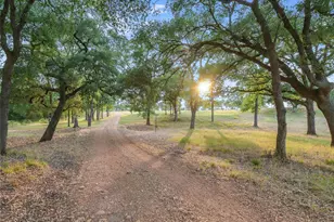762 Karisch Rd, Giddings, TX 78942 - Photo 4