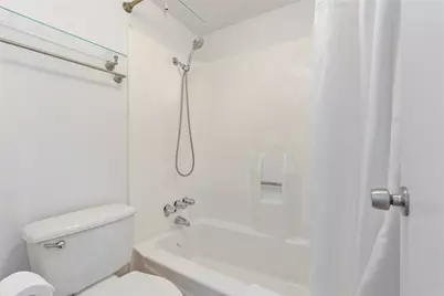 1818 S Lakeshore Boulevard #27, Austin, TX 78741 - Photo 20