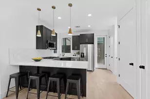 1708 Canterbury St, Austin, TX 78702 - Photo 6