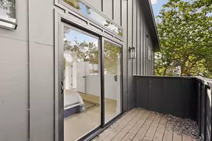 1708 Canterbury St, Austin, TX 78702 - Photo 32