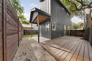 1708 Canterbury St, Austin, TX 78702 - Photo 38