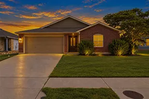 208 Rock Hound Ln, Liberty Hill, TX 78642 - Photo 1