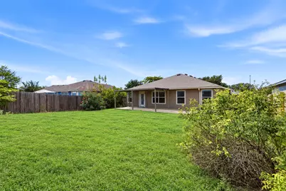 208 Rock Hound Lane, Liberty Hill, TX 78642 - Photo 30
