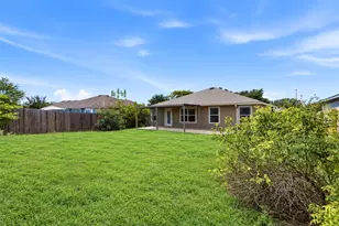 208 Rock Hound Ln, Liberty Hill, TX 78642 - Photo 30