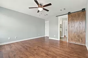 208 Rock Hound Ln, Liberty Hill, TX 78642 - Photo 18