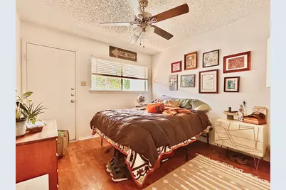 301 W 29th Street #D102, Austin, TX 78705 - Photo 4