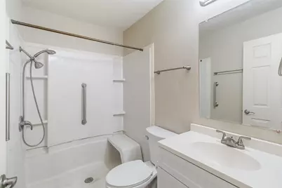 757 N Main Street, La Grange, TX 78945 - Photo 4