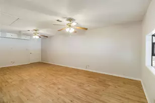 757 N Main St, La Grange, TX 78945 - Photo 8