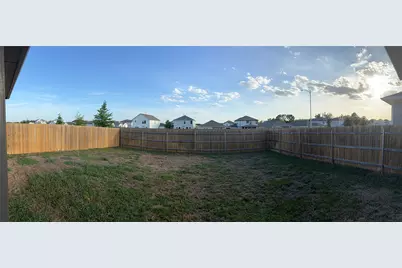 139 Gullivers Drive, Elgin, TX 78621 - Photo 20