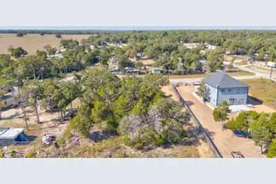 107 Los Cueva Road, Elgin, TX 78621 - Photo 8