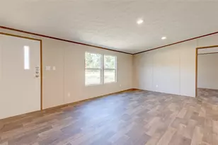 107 Los Cueva Rd, Elgin, TX 78621 - Photo 28