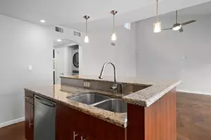41 Waller St, Austin, TX 78702 - Photo 14