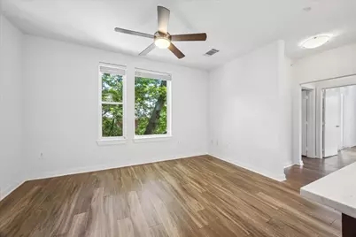 1900 Barton Springs Road #4041, Austin, TX 78704 - Photo 18