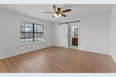 209 E Rector Street, Manor, TX 78653 - Photo 12