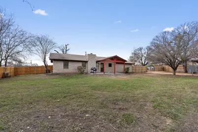 209 E Rector Street, Manor, TX 78653 - Photo 26