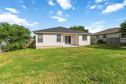 242 Challenger, Kyle, TX 78640 - Photo 14