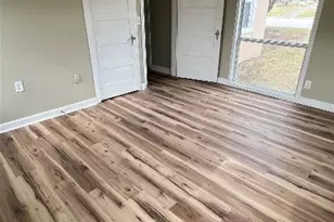 305 W Davilla St, Granger, TX 76530 - Photo 18