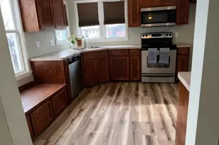 305 W Davilla St, Granger, TX 76530 - Photo 6