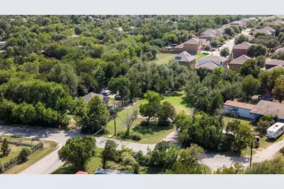 1305 High Chaparral Drive, Leander, TX 78641 - Photo 14