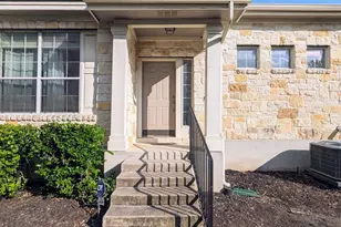 1900 Scofield Ridge Pkwy, Austin, TX 78727 - Photo 4