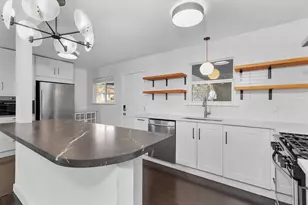 3001 Catalina Dr, Austin, TX 78741 - Photo 8