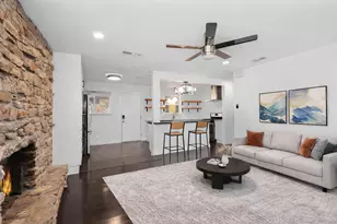 3001 Catalina Dr, Austin, TX 78741 - Photo 4