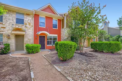 1101 Grove Boulevard #306, Austin, TX 78741 - Photo 2