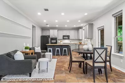 11208 Bastogne Loop, Austin, TX 78739 - Photo 10
