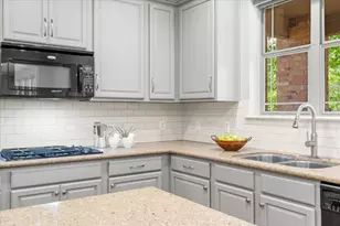 11208 Bastogne Loop, Austin, TX 78739 - Photo 14