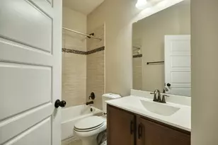 7320 Easy Wind Dr, Austin, TX 78757 - Photo 10
