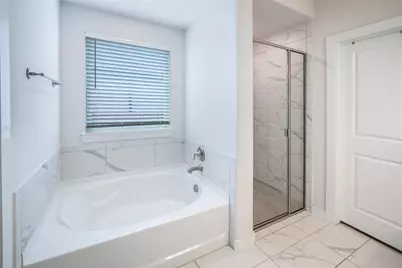 7525 Desert Needle Drive, Lago Vista, TX 78645 - Photo 18