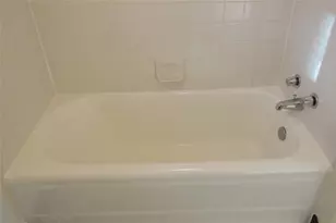 800 San Antonio St, Austin, TX 78701 - Photo 10