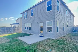 625 Bailey Park Dr, Jarrell, TX 76537 - Photo 32