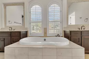 216 Cimarron Hills Trail E, Georgetown, TX 78628 - Photo 24
