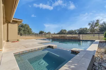 216 Cimarron Hills Trail E, Georgetown, TX 78628 - Photo 38