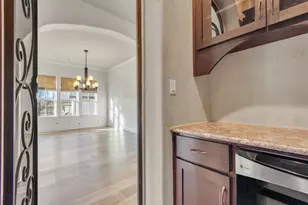 216 Cimarron Hills Trail E, Georgetown, TX 78628 - Photo 12