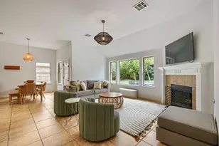 439 Drury Ln, Austin, TX 78737 - Photo 6