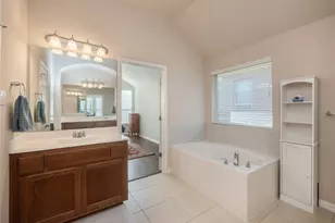 7909 Arbor Knoll Ct, Lago Vista, TX 78645 - Photo 18