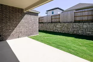 609 Bay Breeze Dr, Kyle, TX 78640 - Photo 20