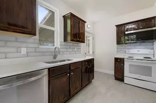 102 Patrick's Alley, Liberty Hill, TX 78642 - Photo 10