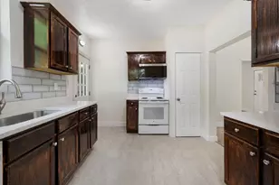 102 Patrick's Alley, Liberty Hill, TX 78642 - Photo 12