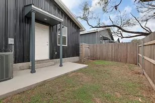 872 Waco St, Kingsland, TX 78639 - Photo 22