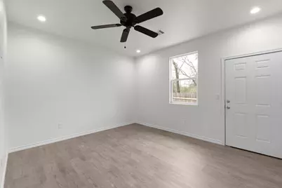 872 Waco Street #872, Kingsland, TX 78639 - Photo 18