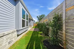 6313 Comanche Moon Trl, Austin, TX 78747 - Photo 14