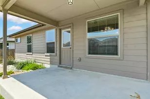 141 Igneous Ln, Jarrell, TX 76537 - Photo 36